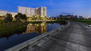 Orlando Hotels with Free Shuttles to the Most Popular Attractions